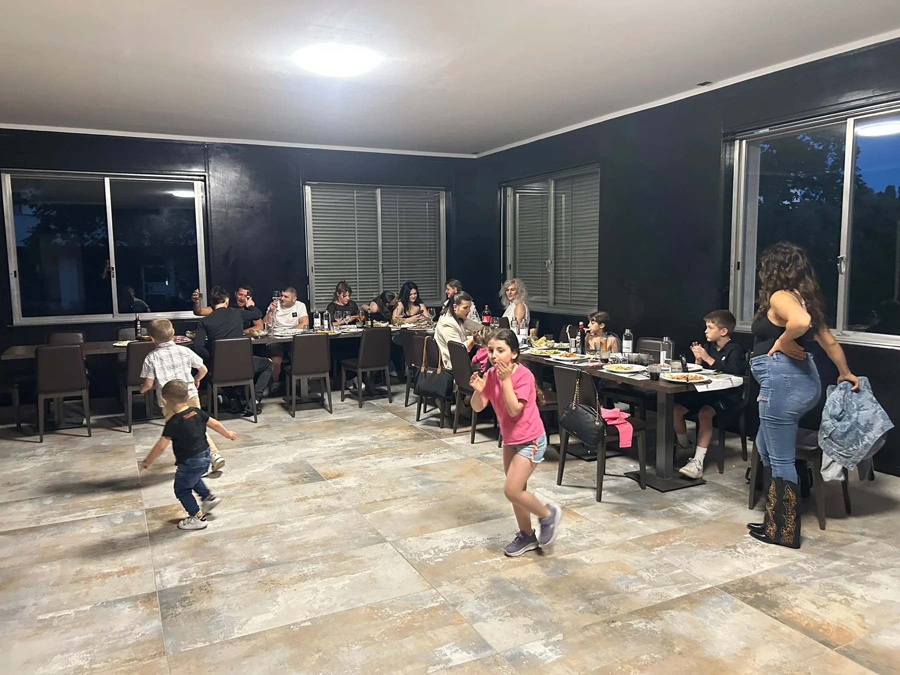 Evento familiare allestito in sala
